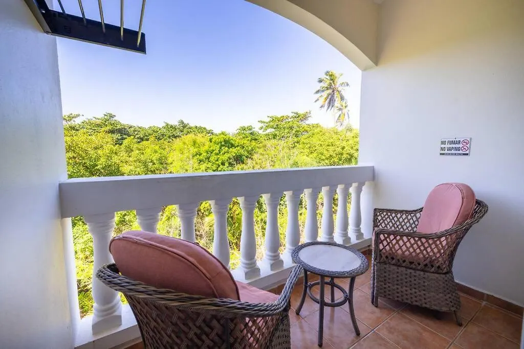 Golden Dream Villas & Studio A/B Pool View Isabela 0*,